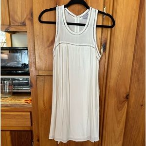 TOBI white, sleeveless sundress with peekaboo detail and exposed zipper
